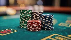 Meja blackjack langsung dengan dealer profesional